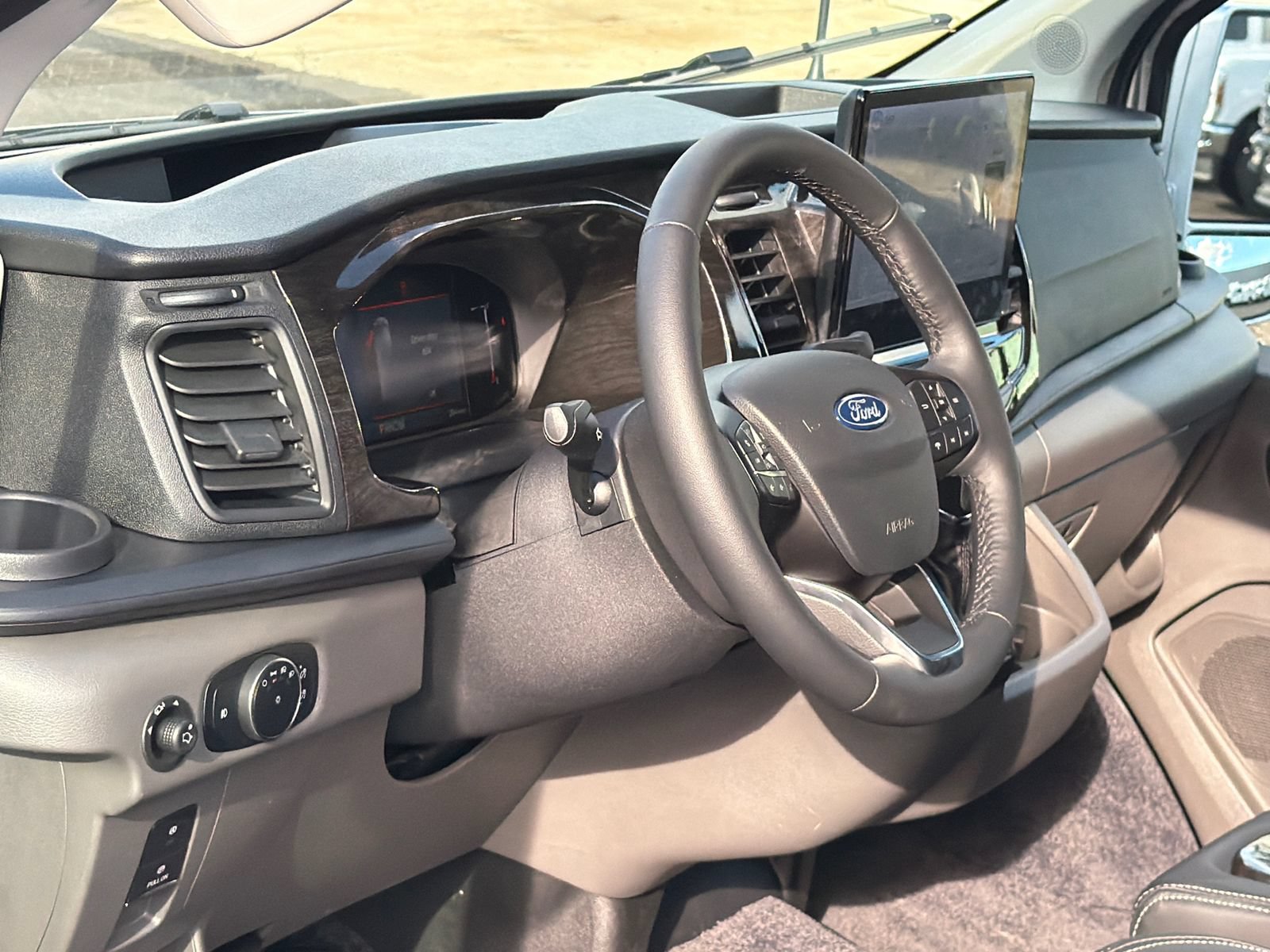 New 2026 Ford Transit 150 Low Roof AWD image 33