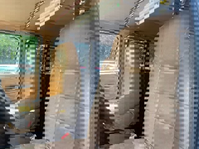 Used 2000 Dodge B1500 image 19