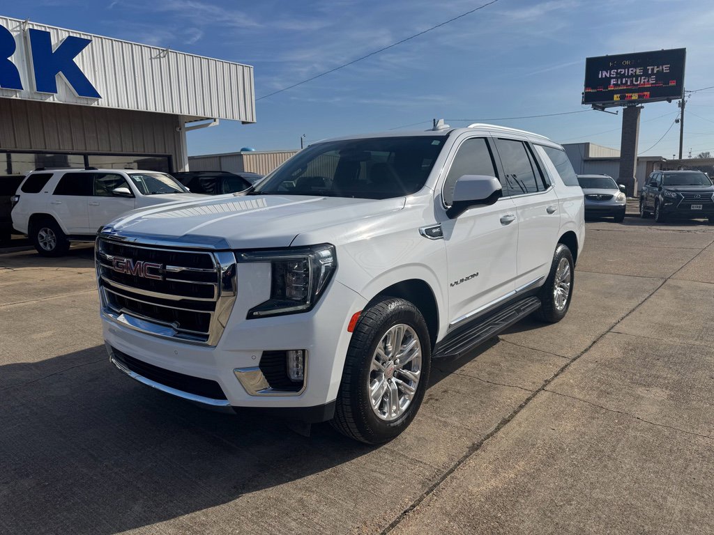 Used 2023 GMC Yukon SLT image 1