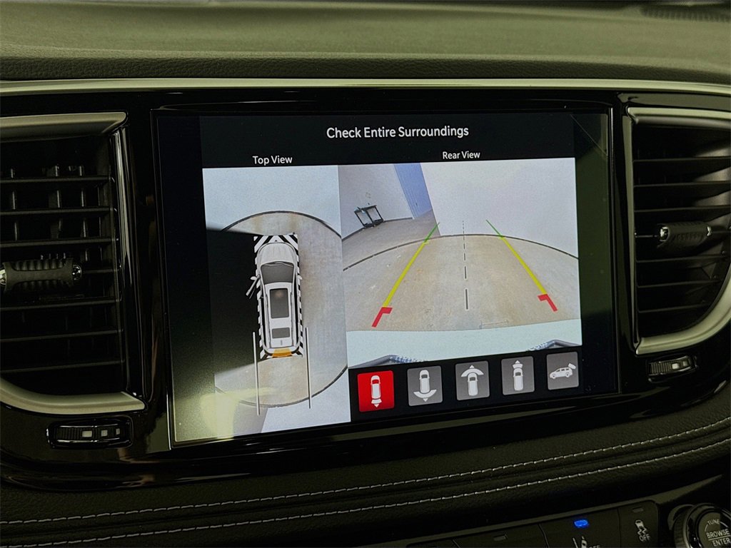 New 2026 Chrysler Pacifica Limited image 17