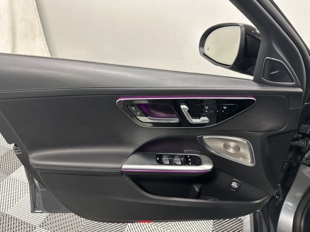 Used 2025 Mercedes-Benz C 300 4MATIC Sedan image 15