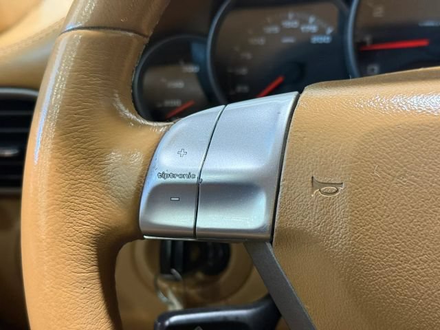 Used 2005 Porsche 911 Carrera RWD image 14