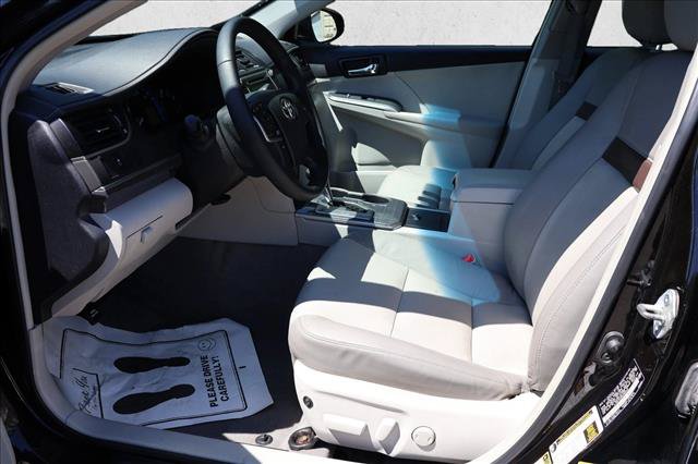 Used 2013 Toyota Camry XLE FWD image 11