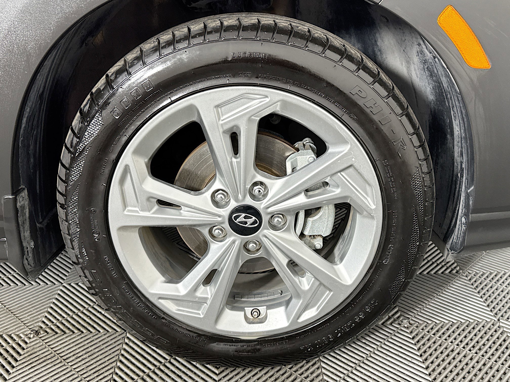 Used 2022 Hyundai Kona SEL w/ Convenience Package image 56