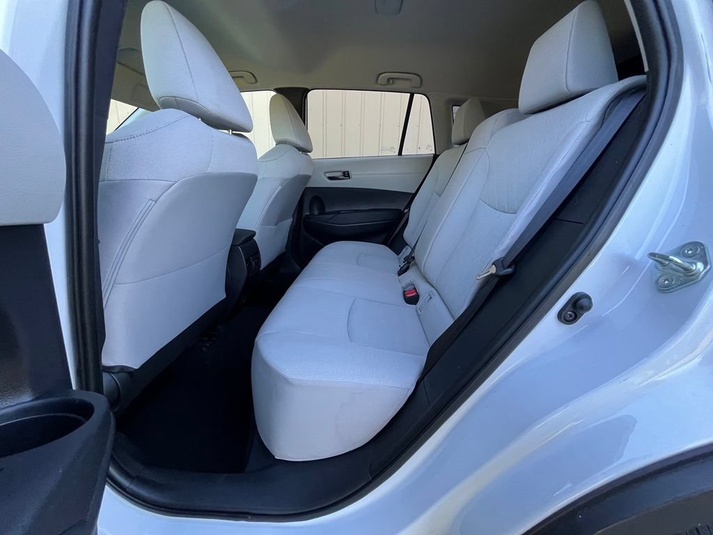 Used 2023 Toyota Corolla Cross LE AWD/4WD image 16