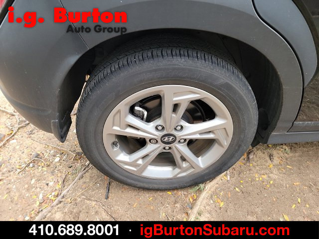 Used 2023 Hyundai Kona SEL w/ Cargo Package AWD/4WD image 7