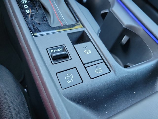 Used 2026 Nissan Sentra SR w/ Floor Mat Package FWD image 27