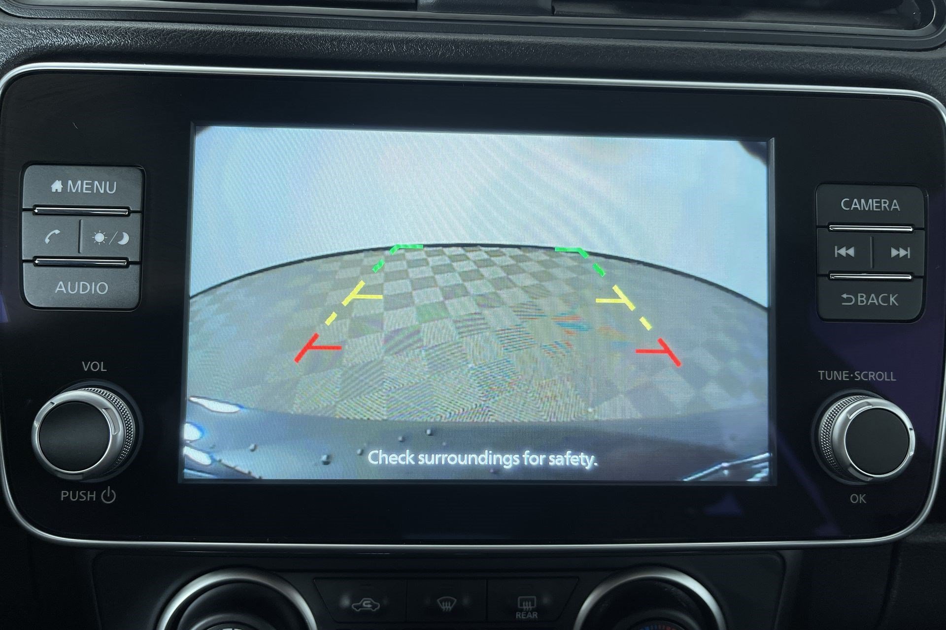 Certified 2025 Nissan Leaf S FWD image 19