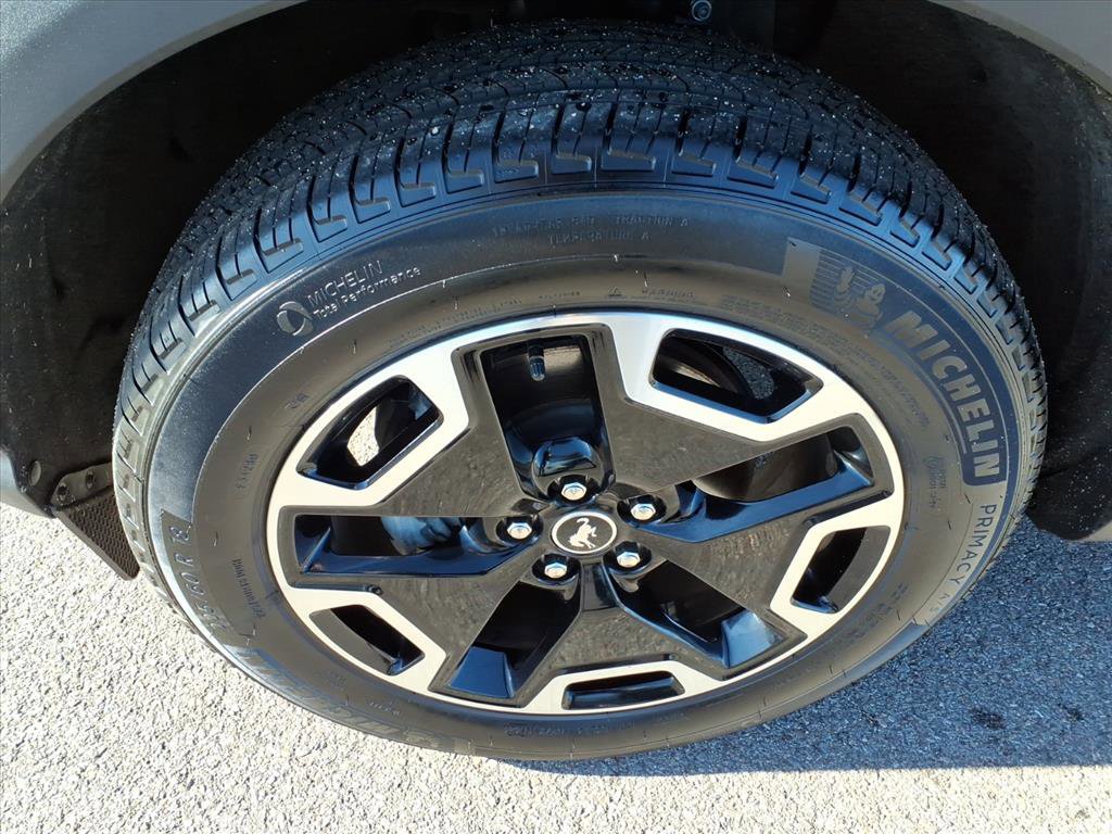 Used 2023 Ford Bronco Sport Outer Banks w/ Tech Package image 4