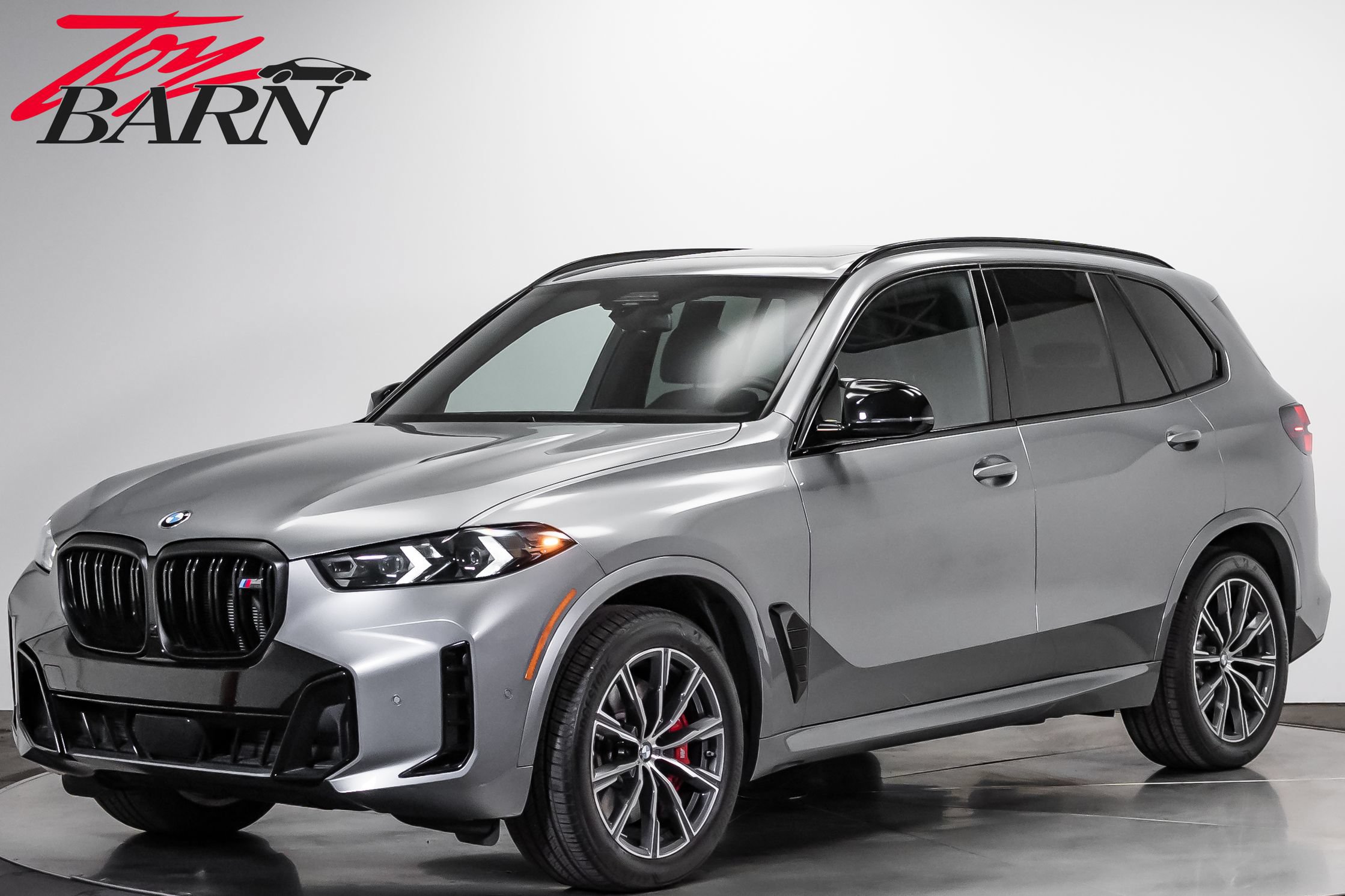 Used 2026 BMW X5 M60i AWD/4WD image 1