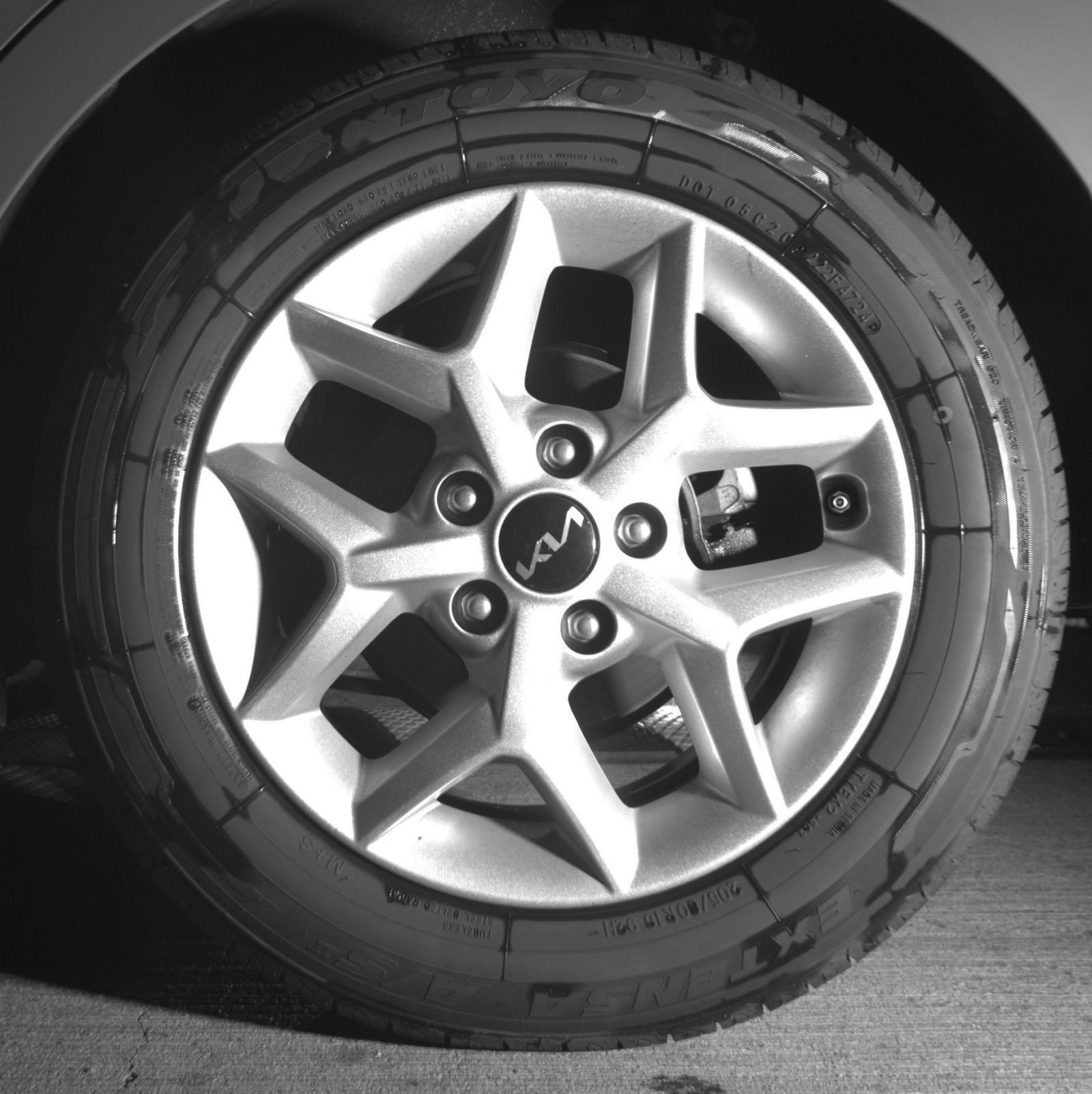 Used 2025 Kia Soul LX w/ LX Technology Package FWD image 17
