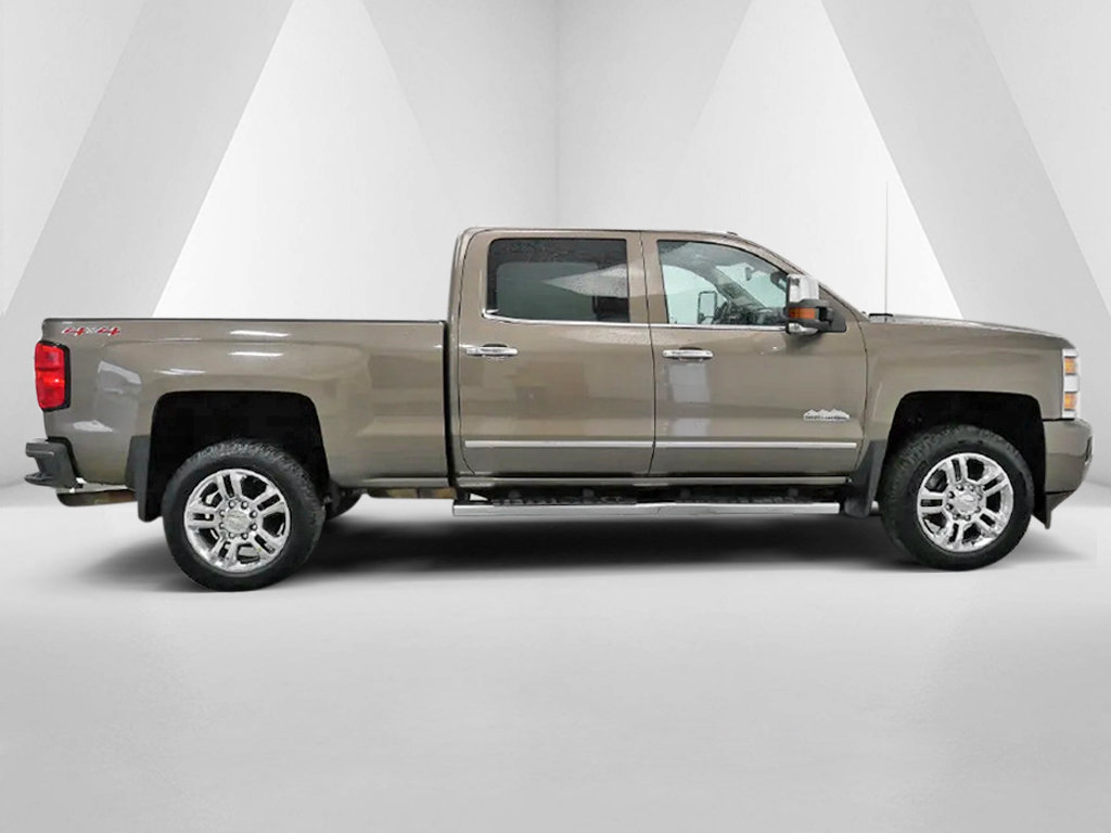 Used 2015 Chevrolet Silverado 2500 High Country w/ High Country Premium Package AWD/4WD image 7