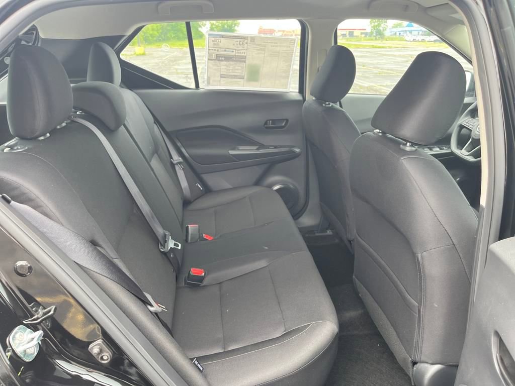 New 2025 Nissan Kicks Play S image 16