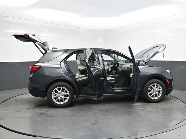 Used 2023 Chevrolet Equinox LT w/ Driver Convenience Package image 45