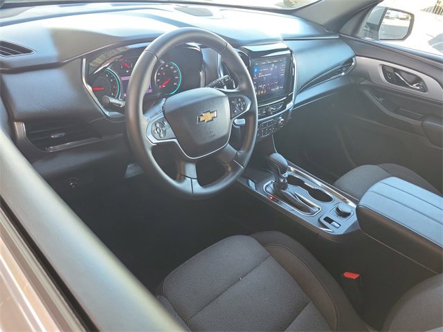 Used 2023 Chevrolet Traverse LT image 6