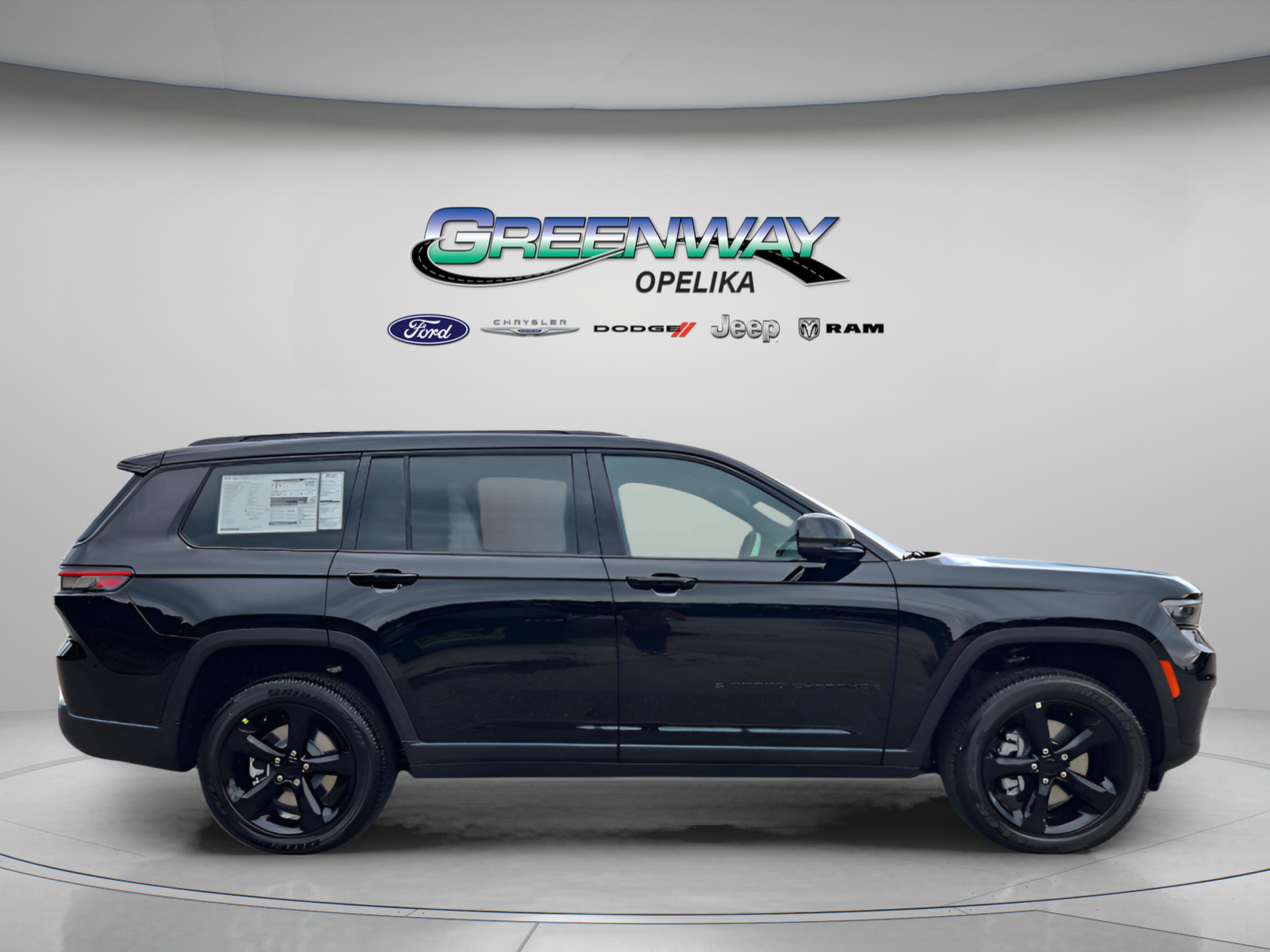 New 2025 Jeep Grand Cherokee L Altitude image 8