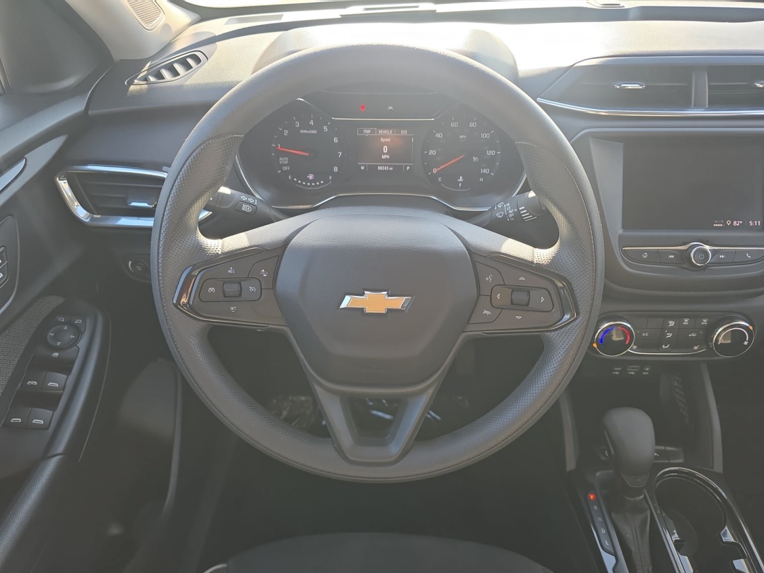 Used 2023 Chevrolet TrailBlazer LT FWD image 13