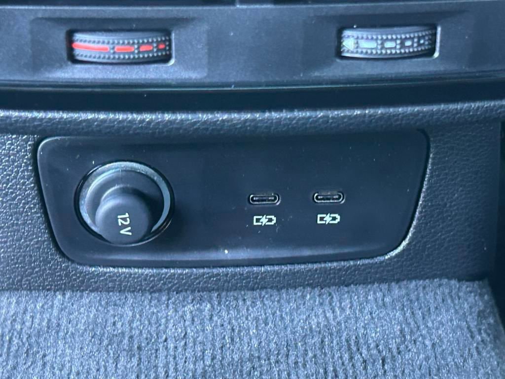 New 2025 Audi Q3 2.0T Premium image 55