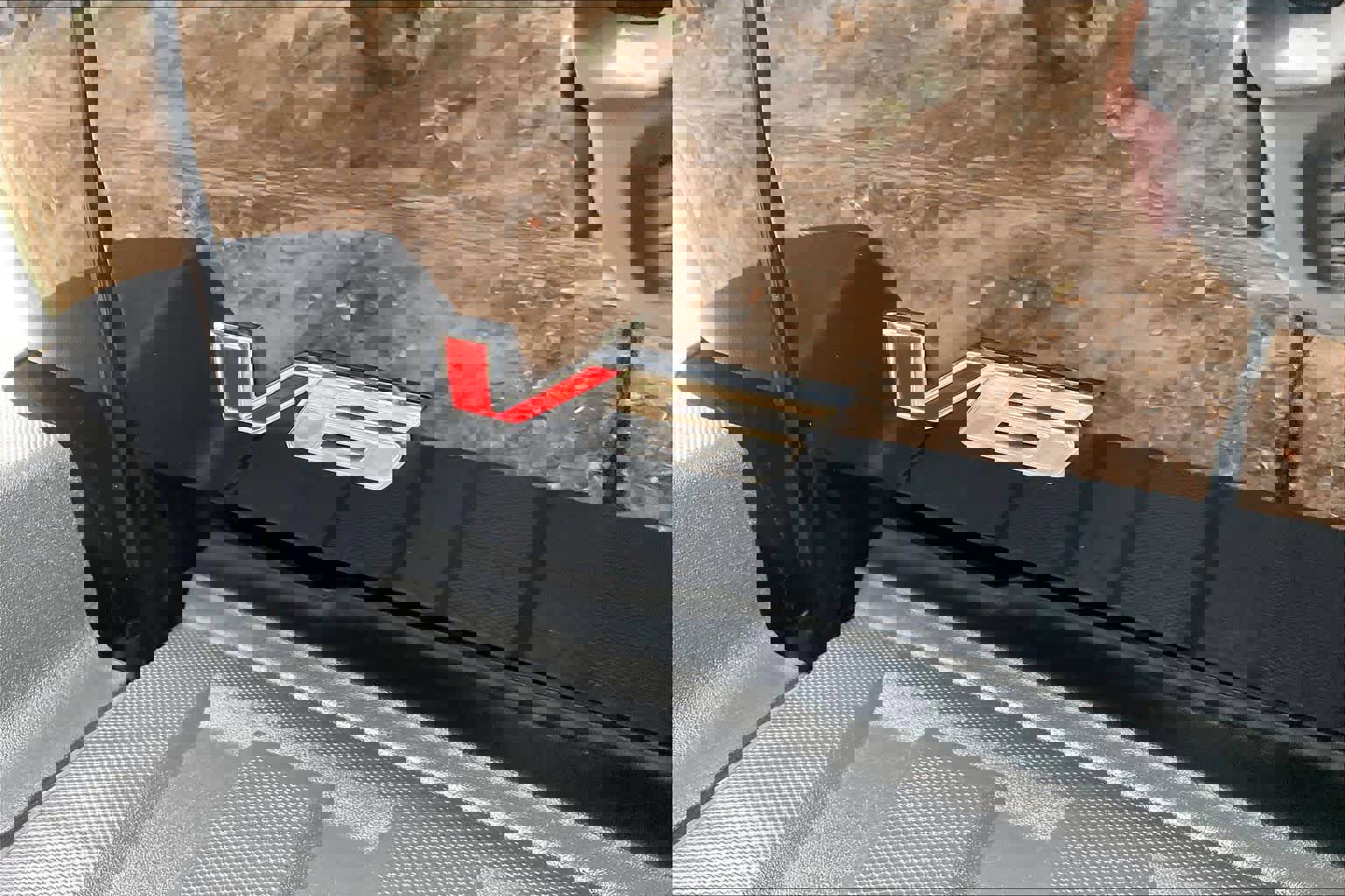 Used 2022 GMC Canyon AT4 w/ Trailering Package image 9