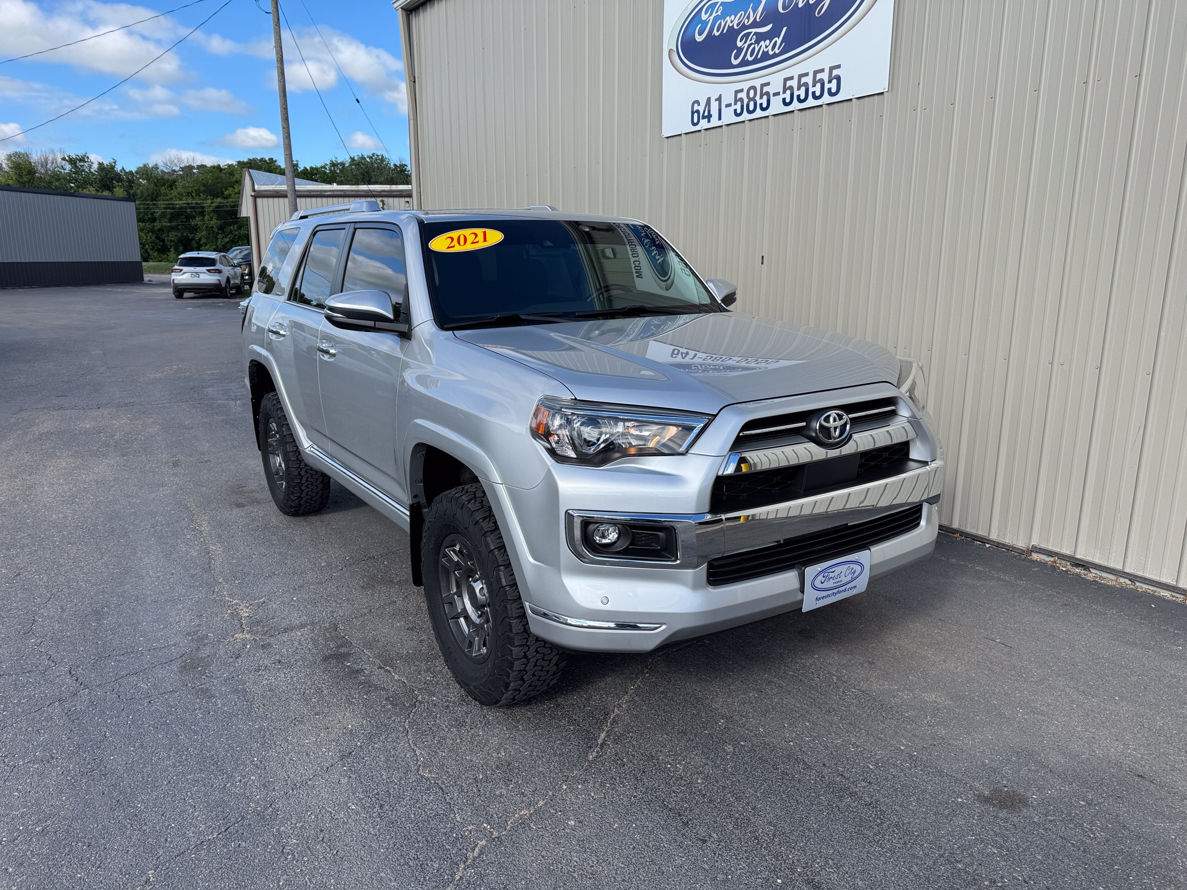 Used 2021 Toyota 4Runner Limited AWD/4WD image 5