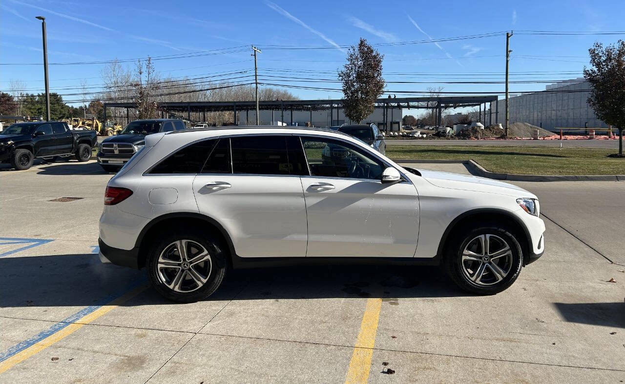 Used 2018 Mercedes-Benz GLC 300 4MATIC image 5