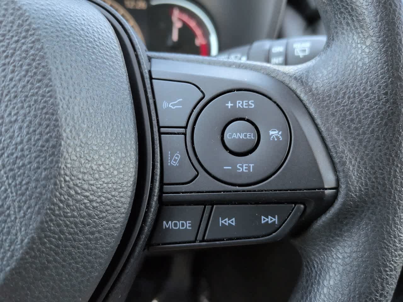 Certified 2024 Toyota RAV4 XLE w/ Convenience Package FWD image 24