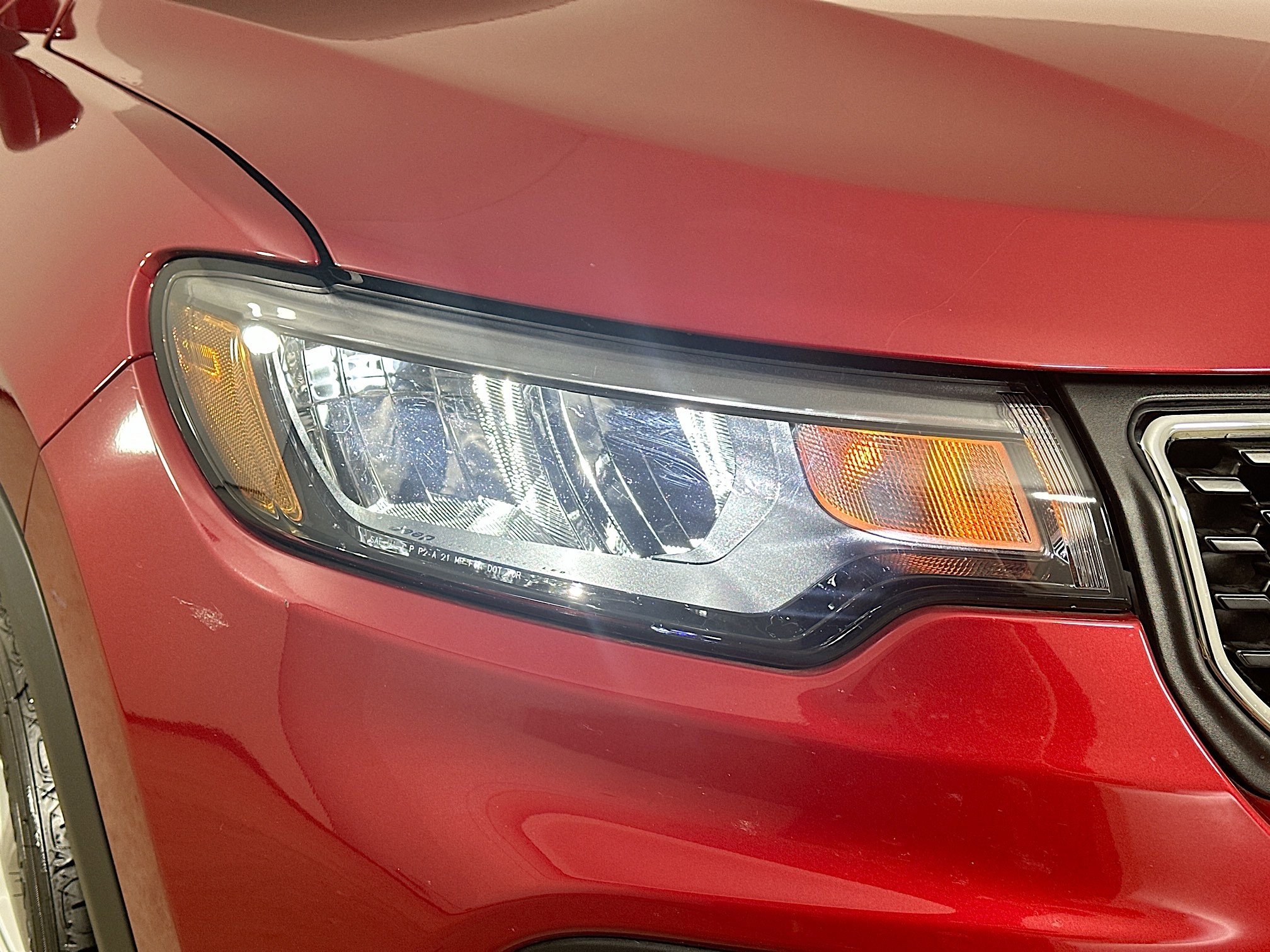 Certified 2025 Jeep Compass Sport image 38