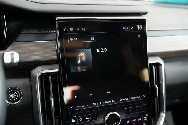 Used 2024 GMC Acadia Denali image 32