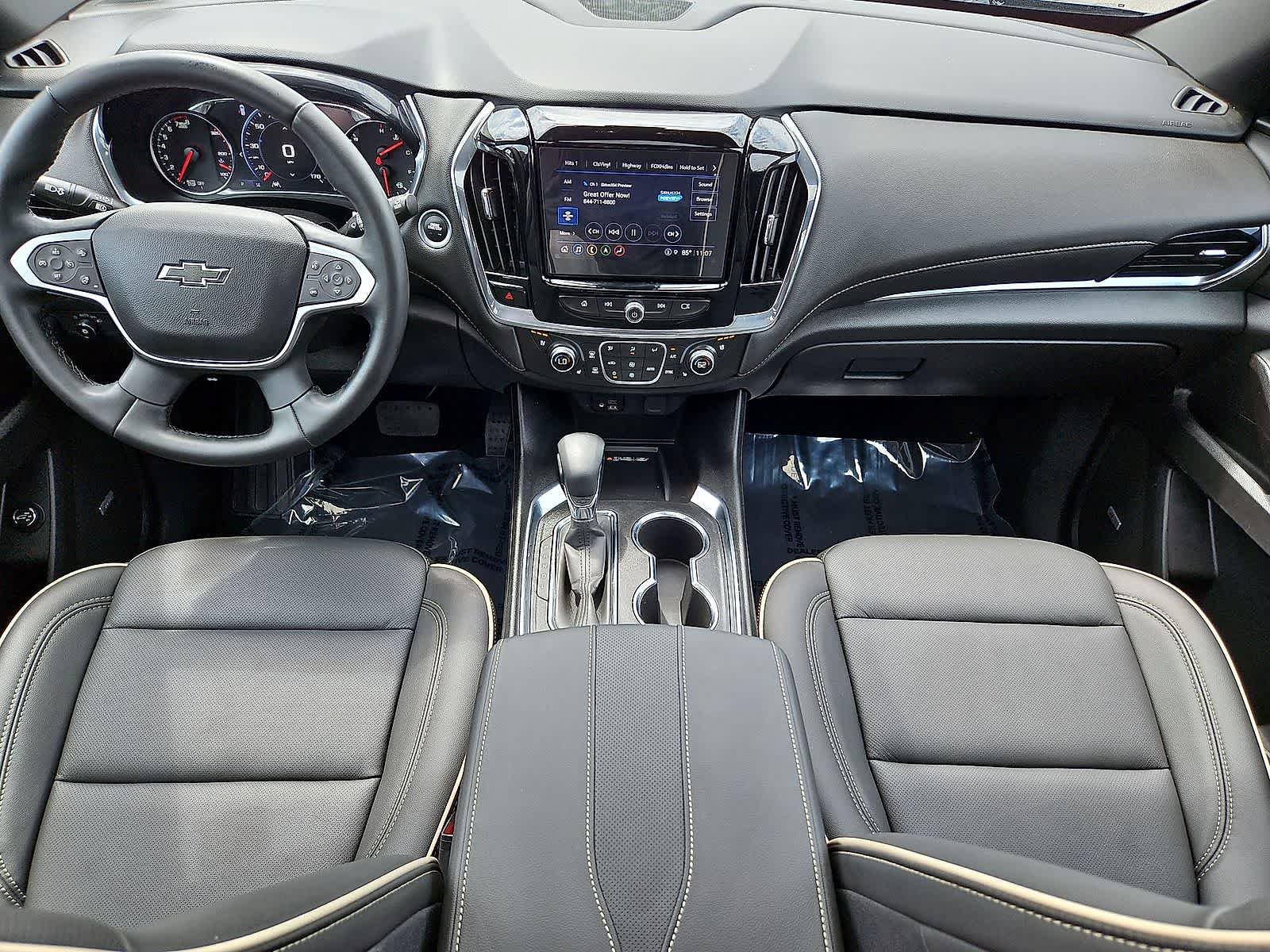 Certified 2023 Chevrolet Traverse Premier w/ Redline Edition FWD image 11