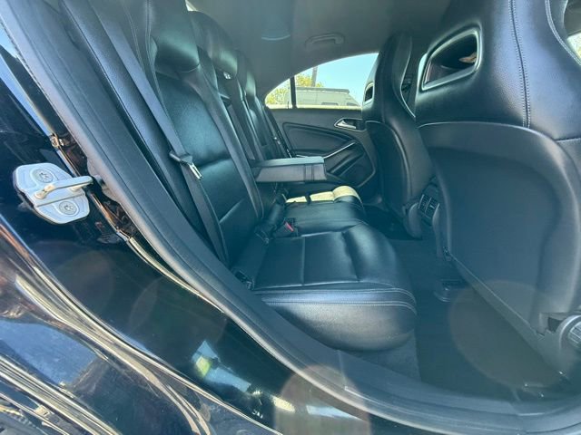 Used 2016 Mercedes-Benz CLA 250 image 14