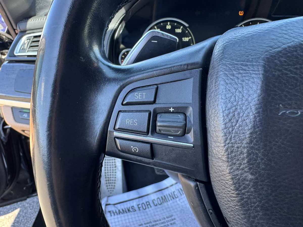 Used 2015 BMW 740Li image 14