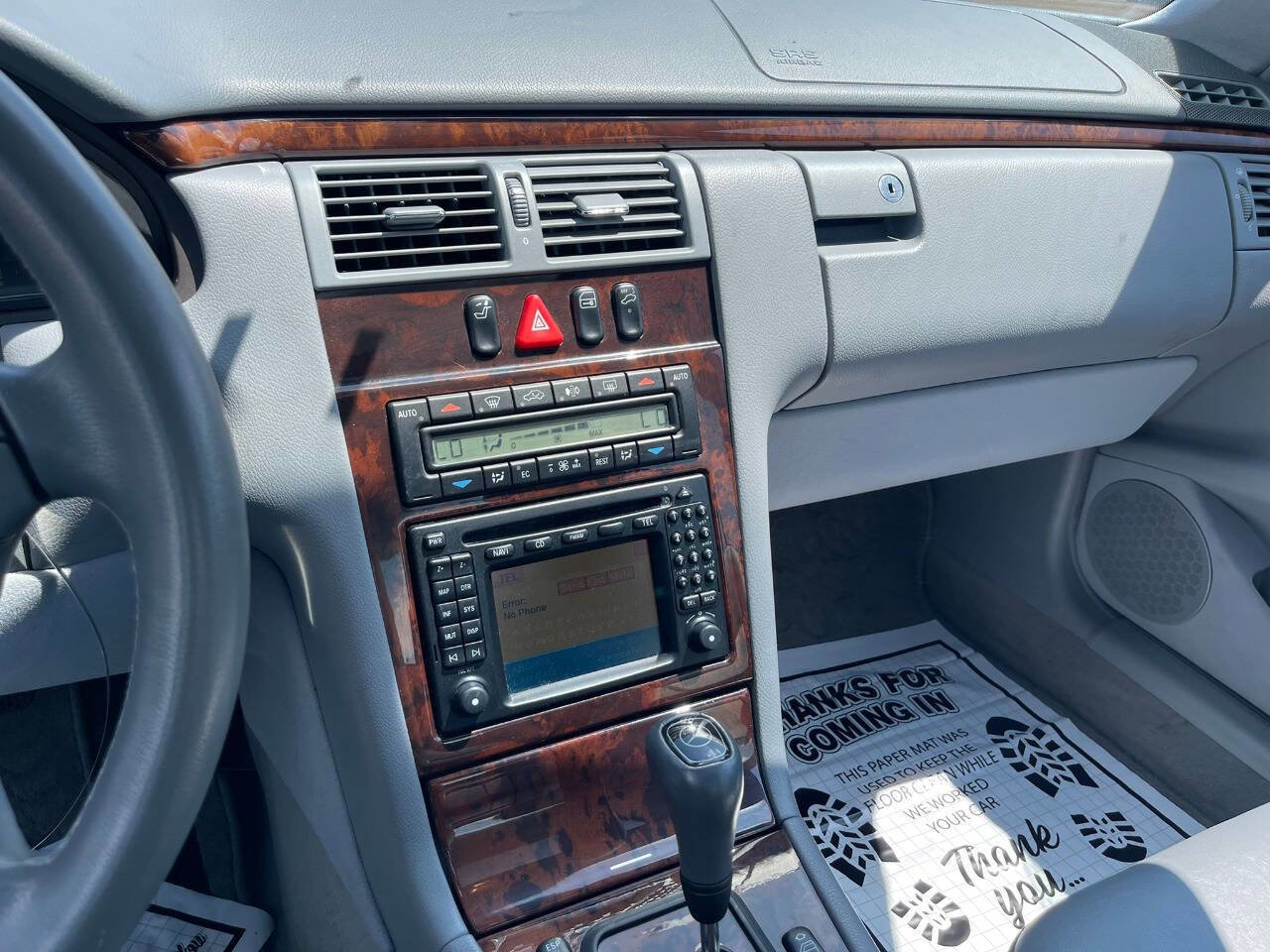 Used 2000 Mercedes-Benz E 320 Sedan image 11