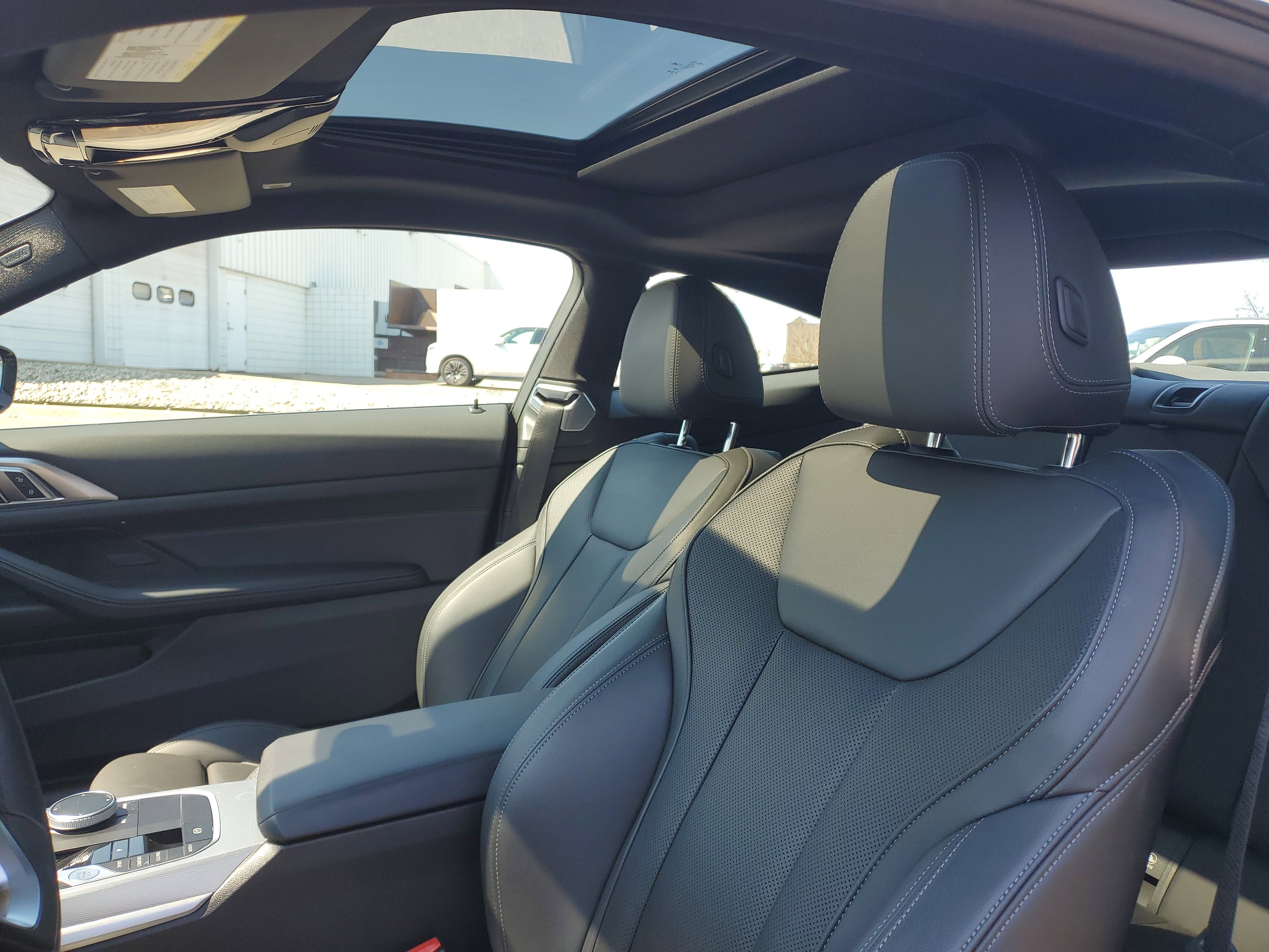 Certified 2024 BMW 430i xDrive Coupe w/ Convenience Package image 7