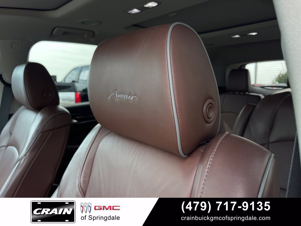 Used 2018 Buick Enclave Avenir w/ Avenir Technology Package FWD image 21