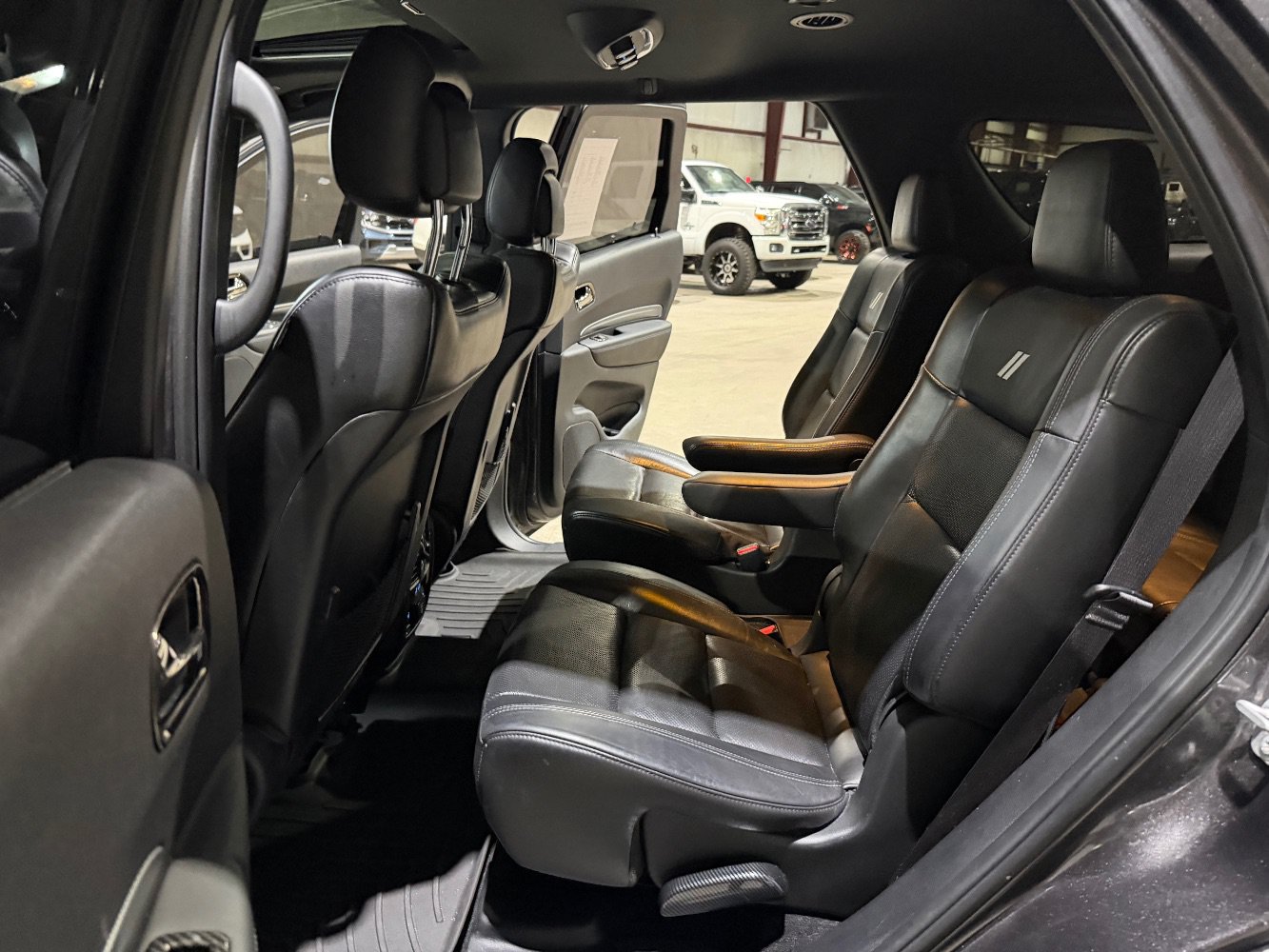 Used 2020 Dodge Durango R/T w/ Blacktop Package AWD/4WD image 18