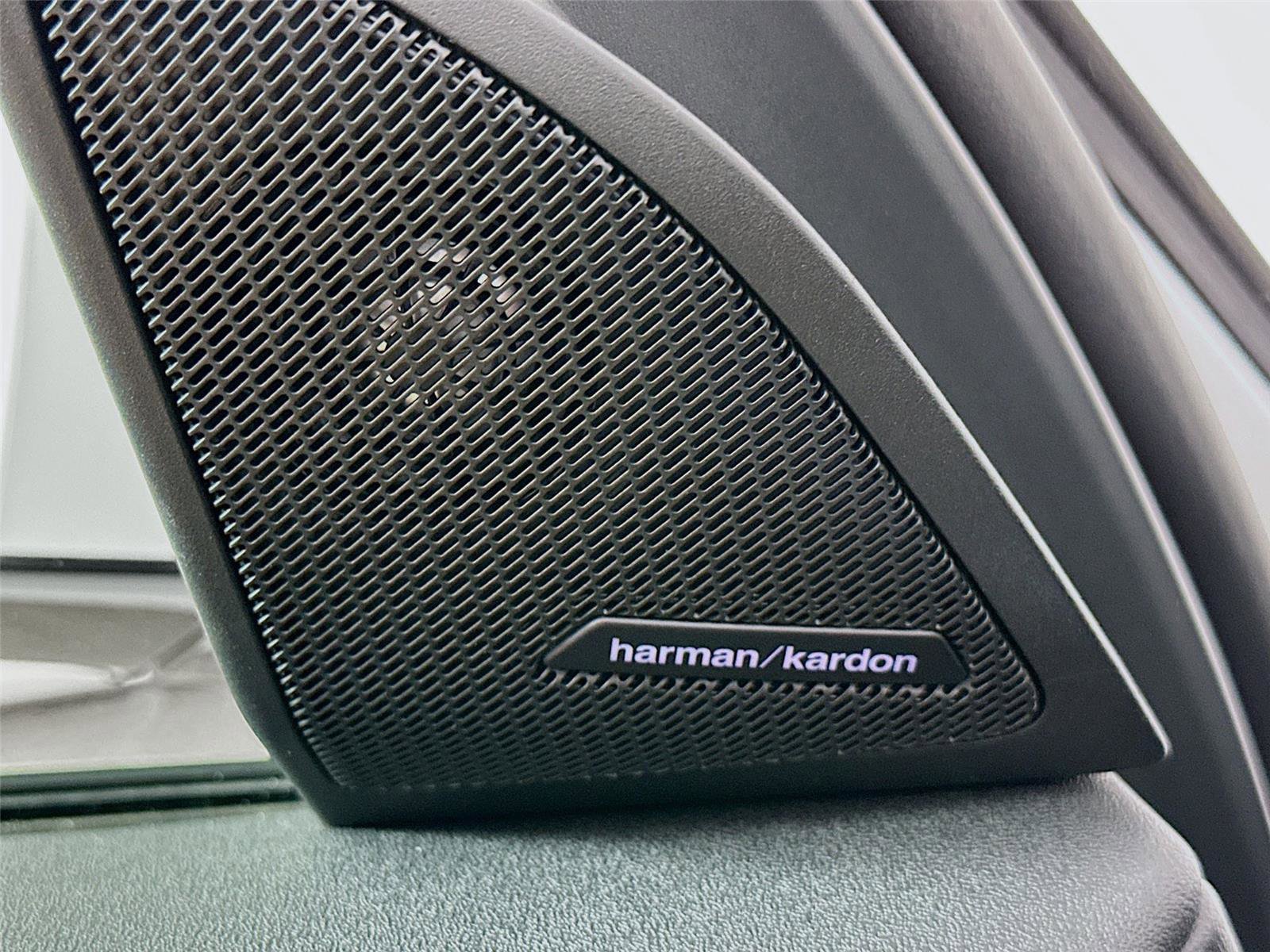 New 2026 BMW X3 xDrive30 w/ Premium Package image 18