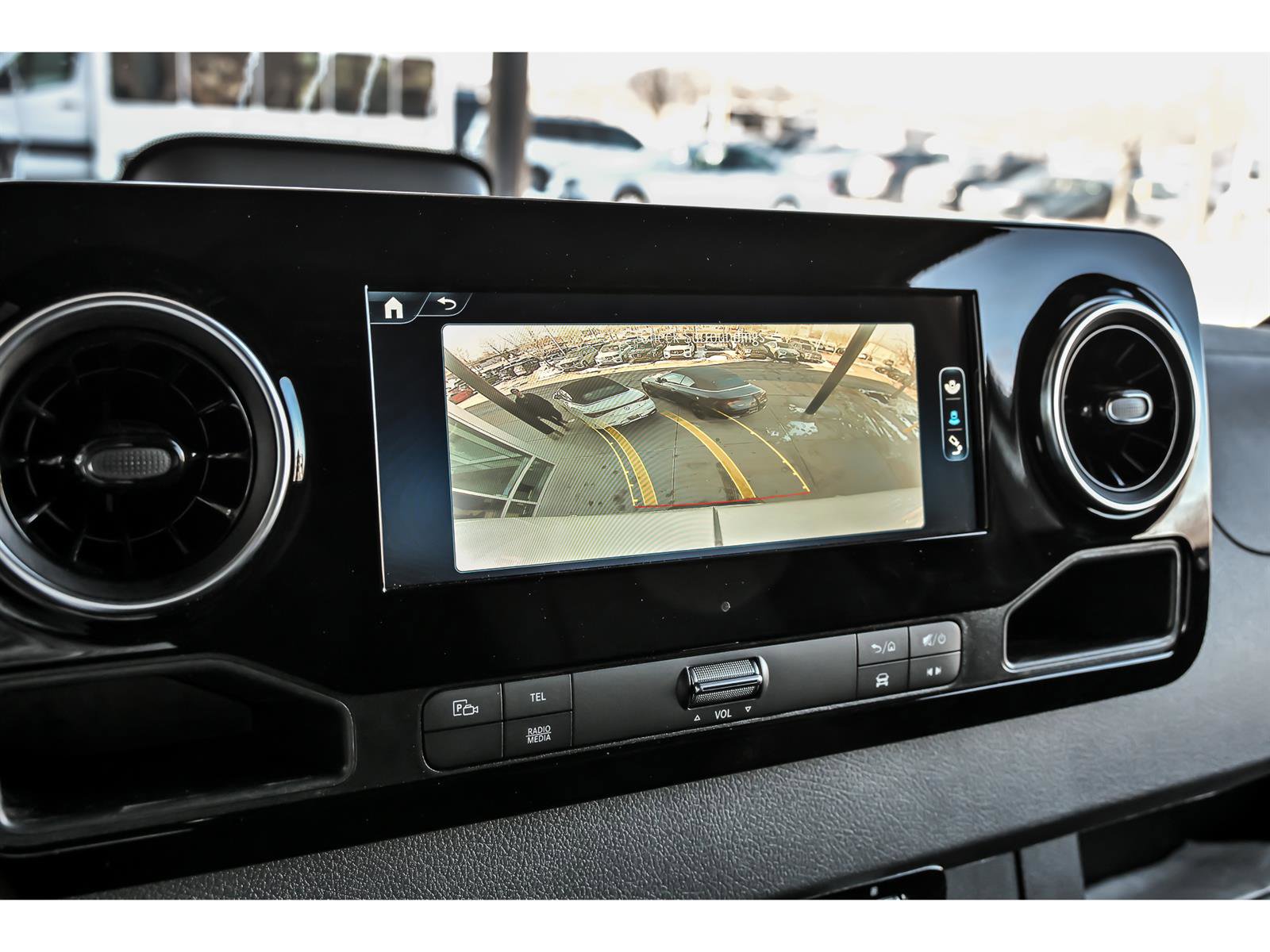 Used 2025 Mercedes-Benz Sprinter 2500 image 12