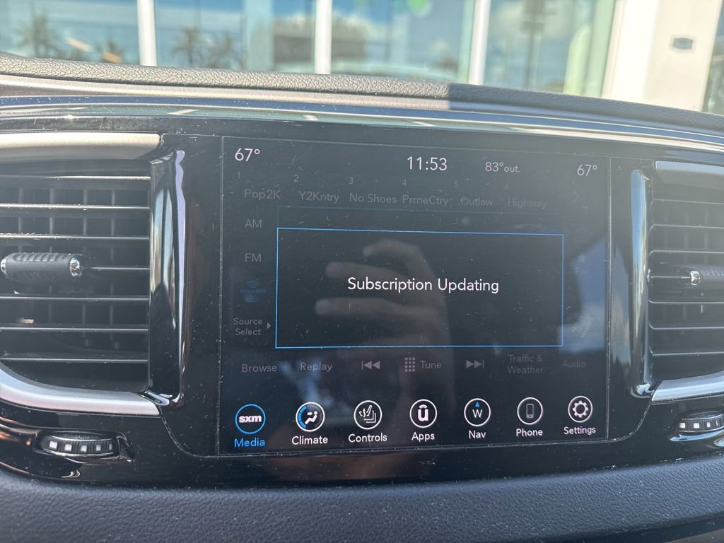 Used 2020 Chrysler Pacifica Touring-L Plus image 10