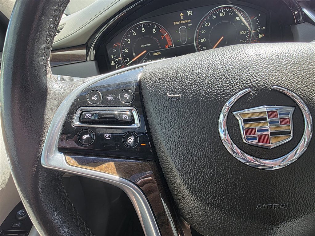 Used 2013 Cadillac XTS Platinum image 22