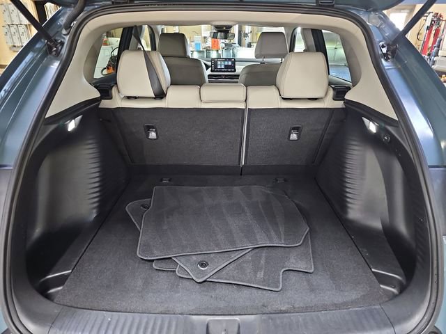 Used 2024 Honda HR-V EX-L image 25