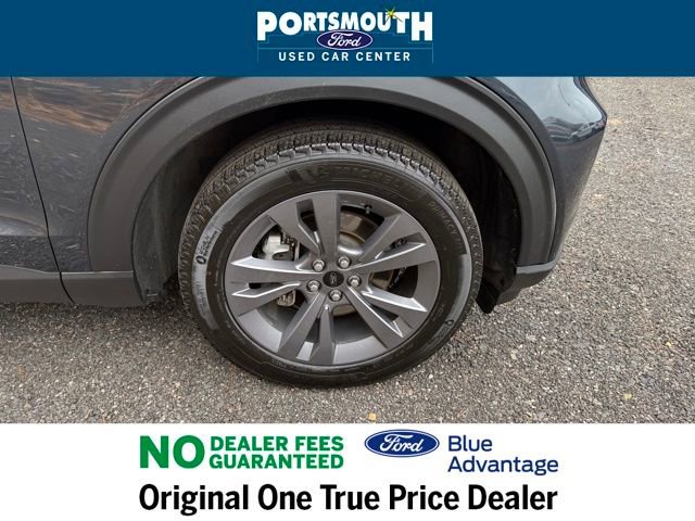 Certified 2023 Ford Explorer XLT w/ Equipment Group 202A image 32