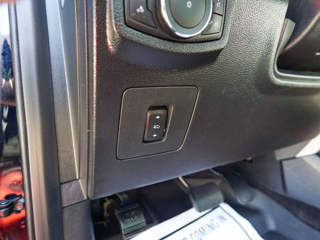 Used 2016 Ford F150 Lariat AWD/4WD image 23