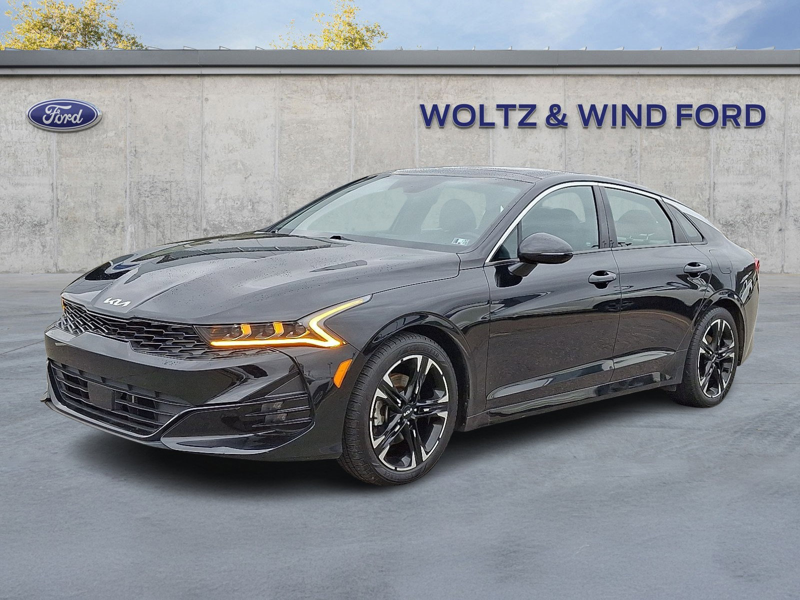 Used 2022 Kia K5 GT-Line w/ GT-Line Awd Premium Package image 3