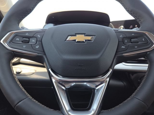 New 2026 Chevrolet Trax LT w/ Driver Confidence Package FWD image 32