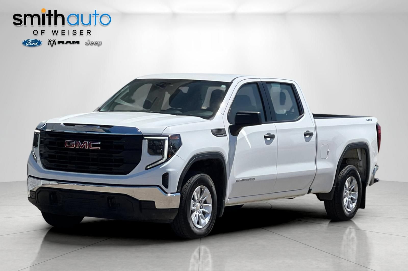 Used 2023 GMC Sierra 1500 Pro w/ Fleet Convenience Package AWD/4WD image 9