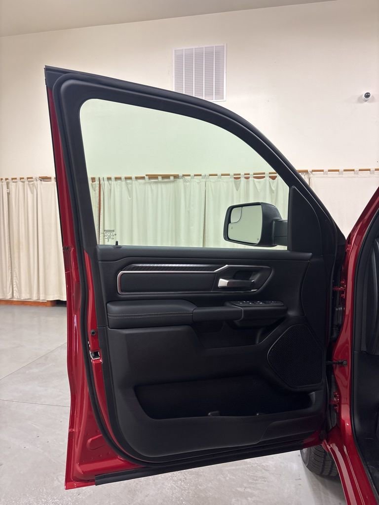 New 2026 RAM 1500 Big Horn AWD/4WD image 18