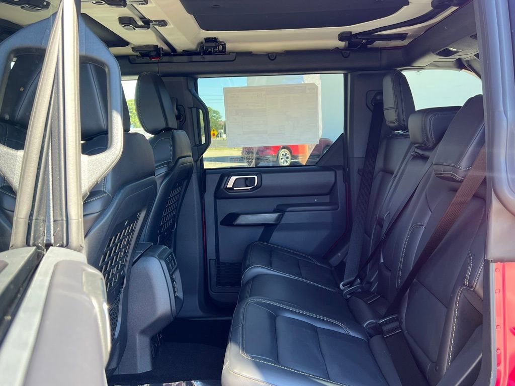 New 2025 Ford Bronco Badlands w/ Sasquatch Package image 19