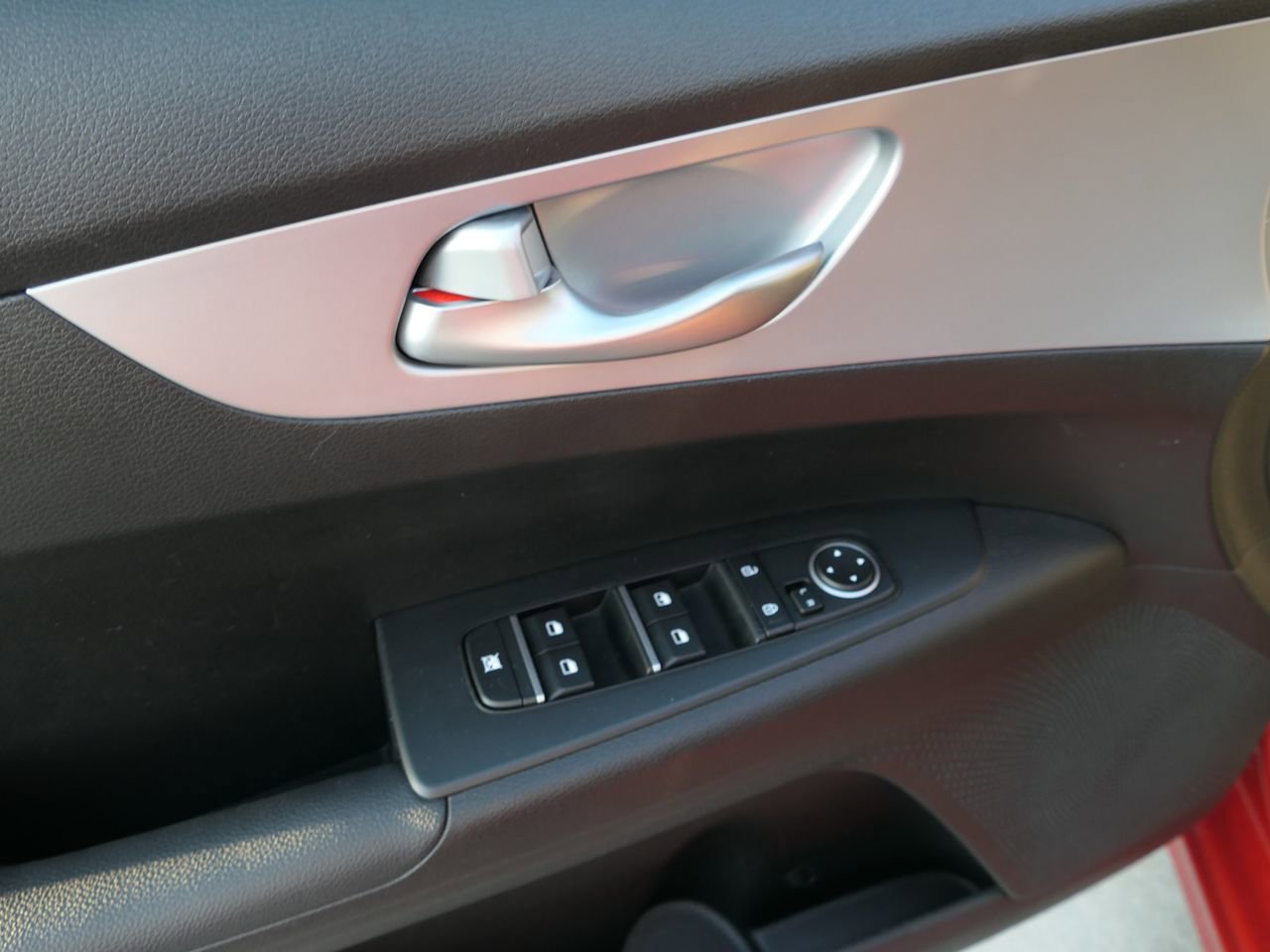 Used 2023 Kia Forte LXS w/ LXS Technology Package image 13