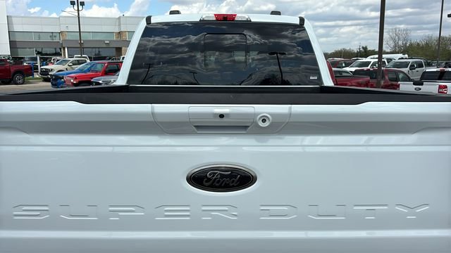Used 2025 Ford F350 XLT w/ Black Appearance Package image 34