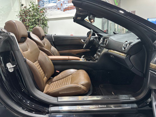 Used 2015 Mercedes-Benz SL 400 w/ Premium I Package image 54